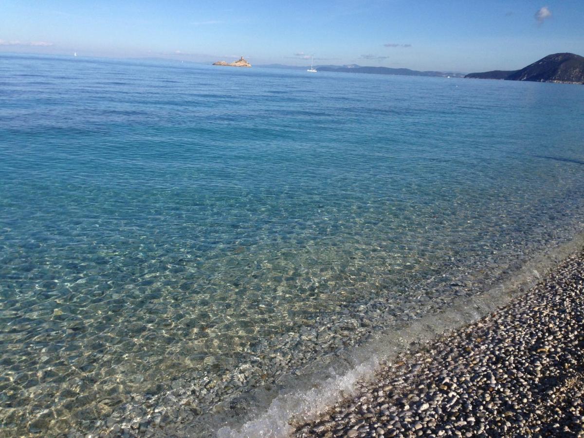 Hotel Villa Ombrosa Portoferraio Esterno foto