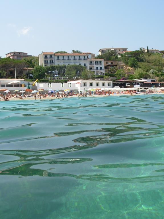 Hotel Villa Ombrosa Portoferraio Esterno foto