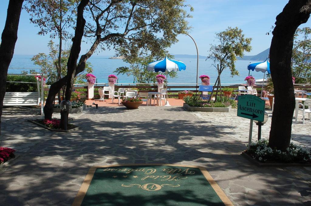 Hotel Villa Ombrosa Portoferraio Esterno foto