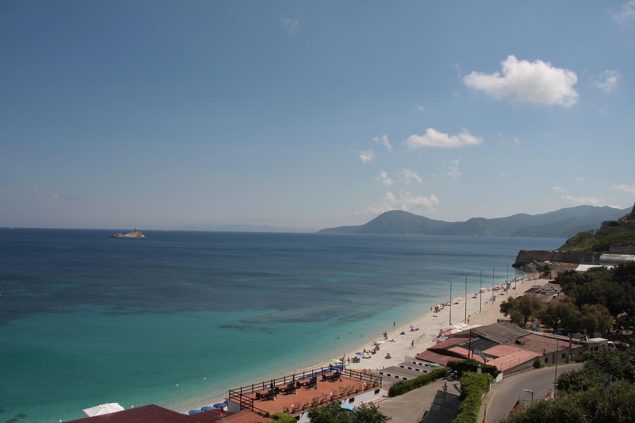 Hotel Villa Ombrosa Portoferraio Camera foto